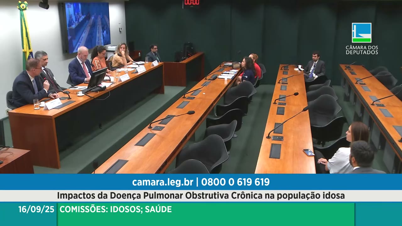 Vídeo do evento em 1:02:00