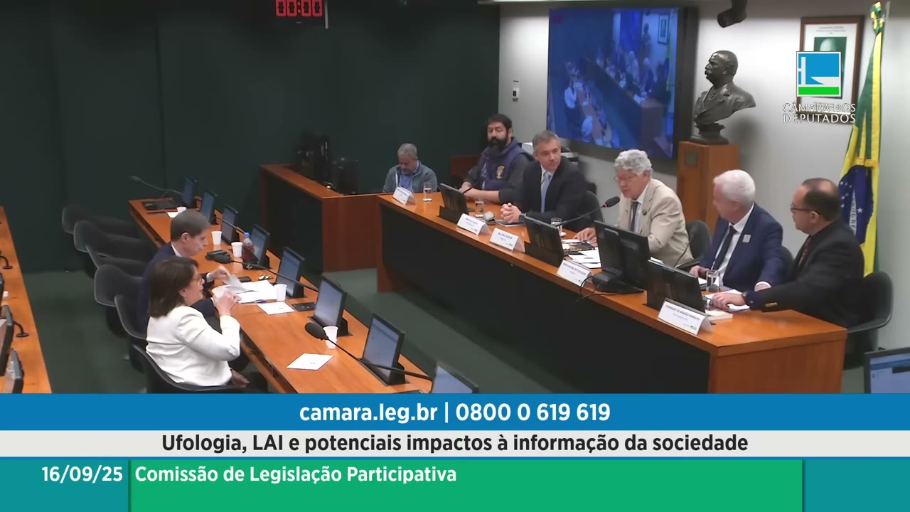Vídeo do evento em 1:17:40
