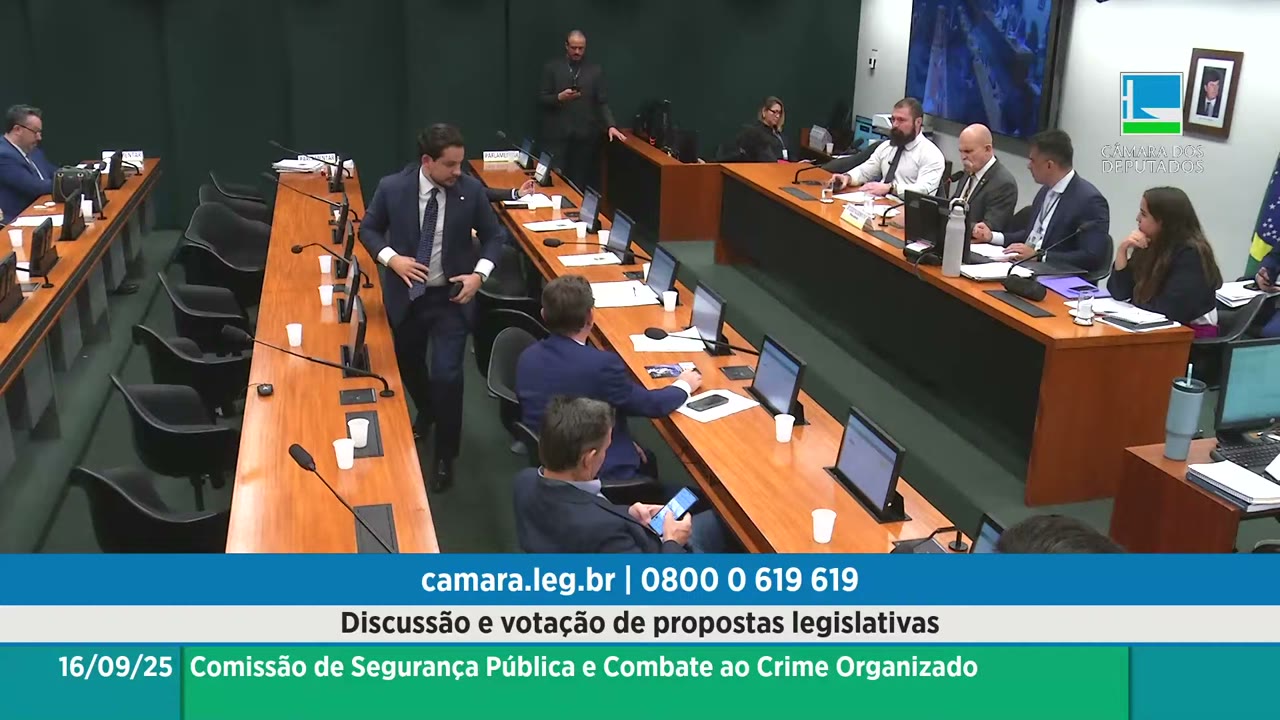 Vídeo do evento em 1:07:00