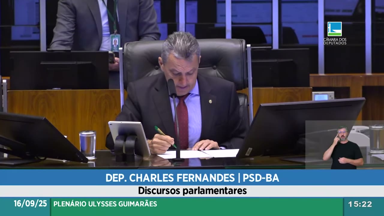 Vídeo do evento em 1:25:15