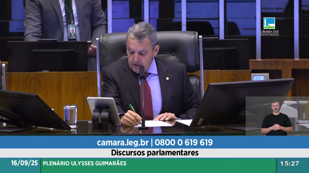 Vídeo do evento em 1:29:46