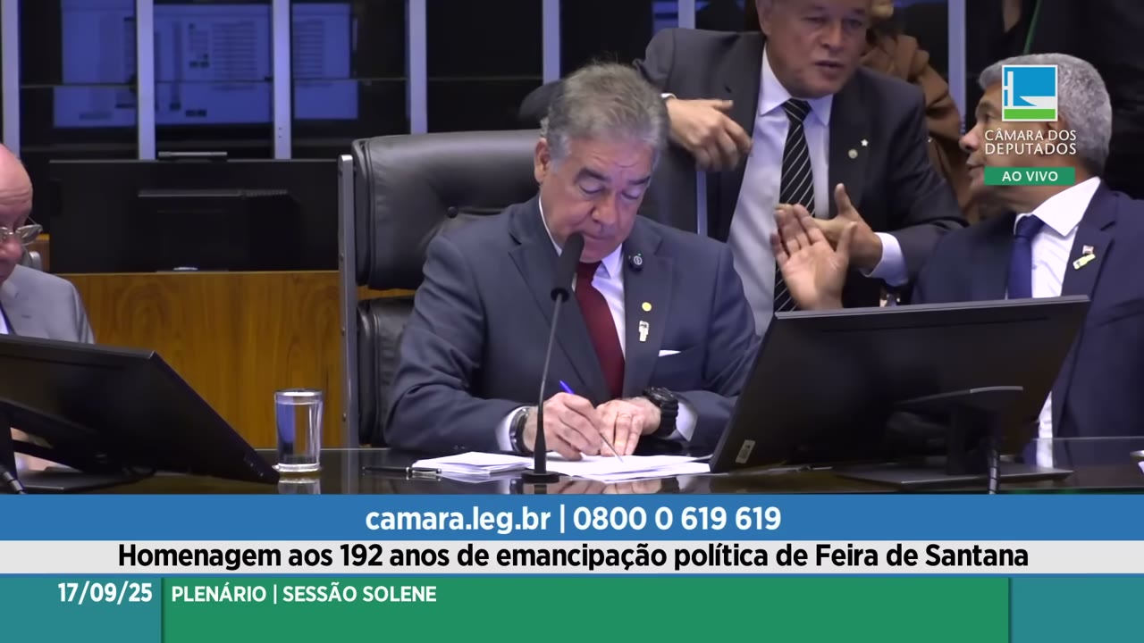 Vídeo do evento em 1:05:15