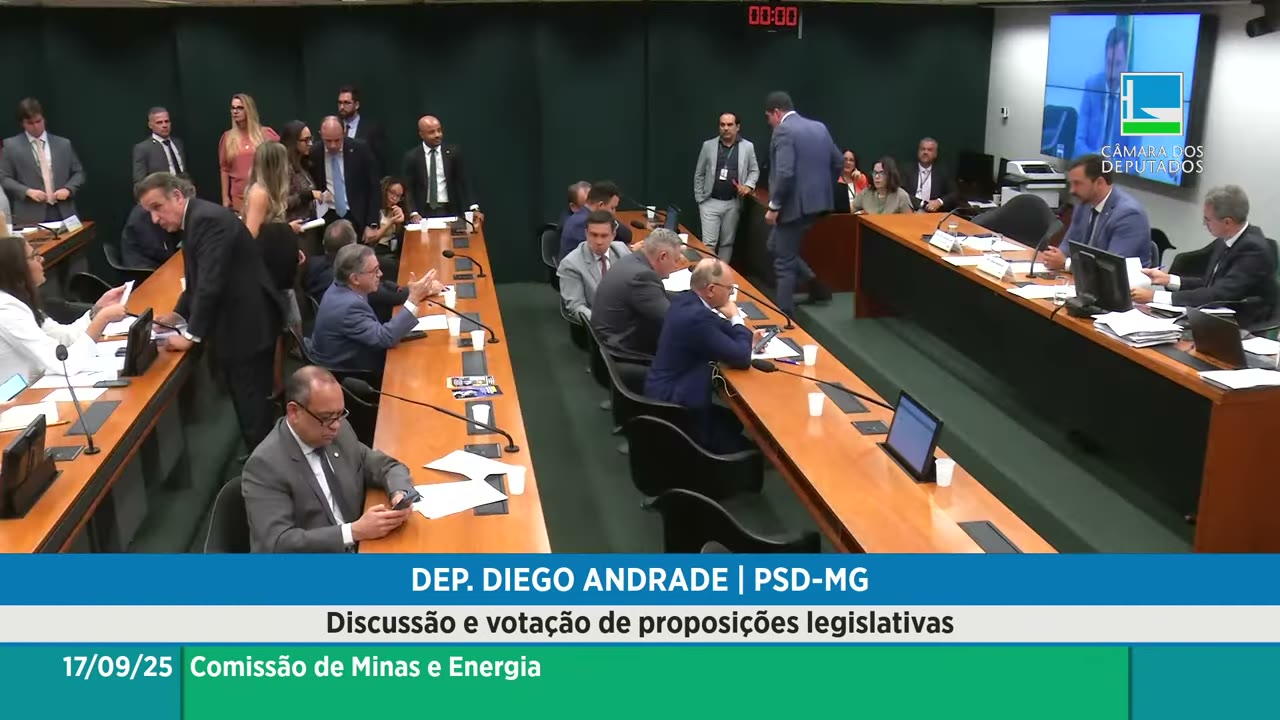 Vídeo do evento em 1:08:17