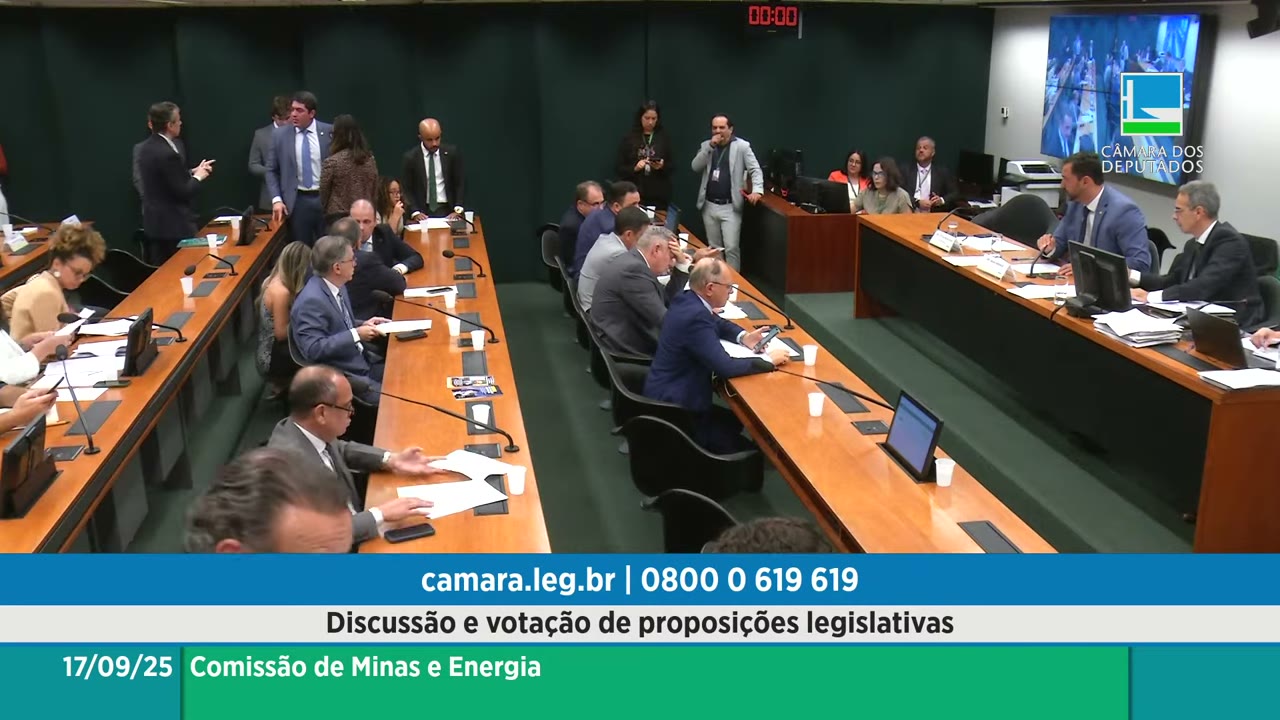 Vídeo do evento em 1:08:39
