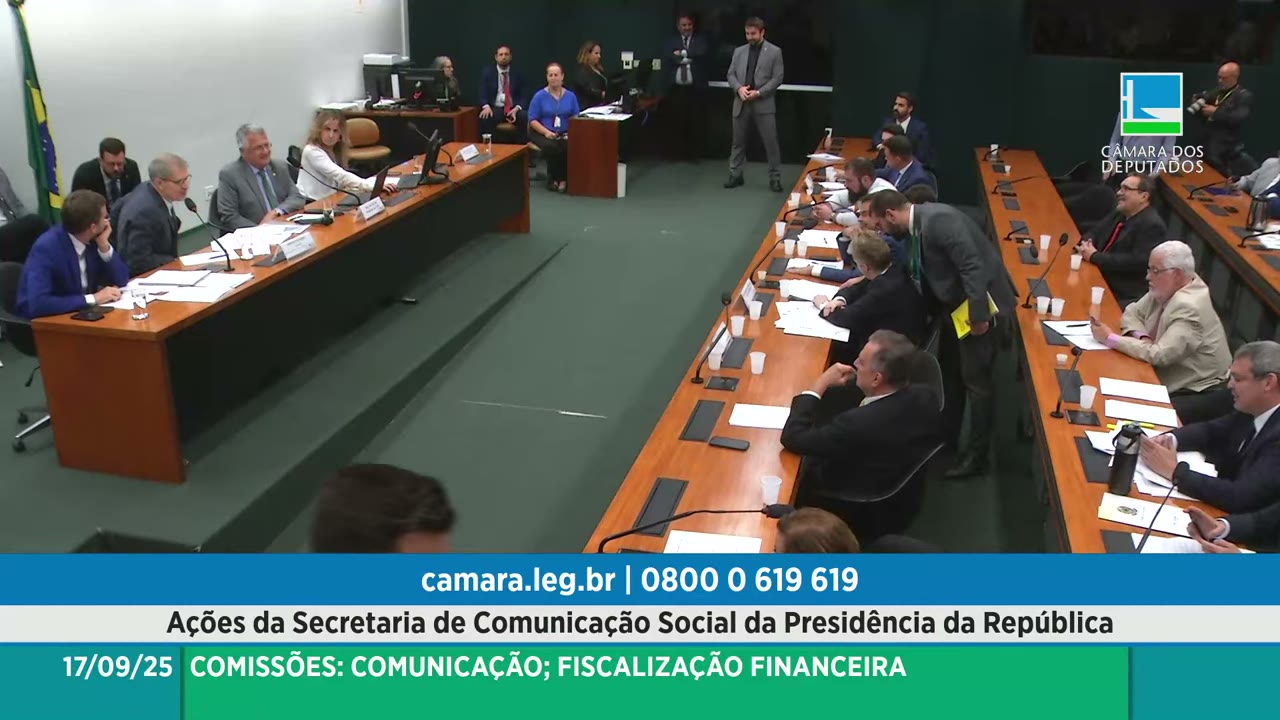 Vídeo do evento em 1:15:40