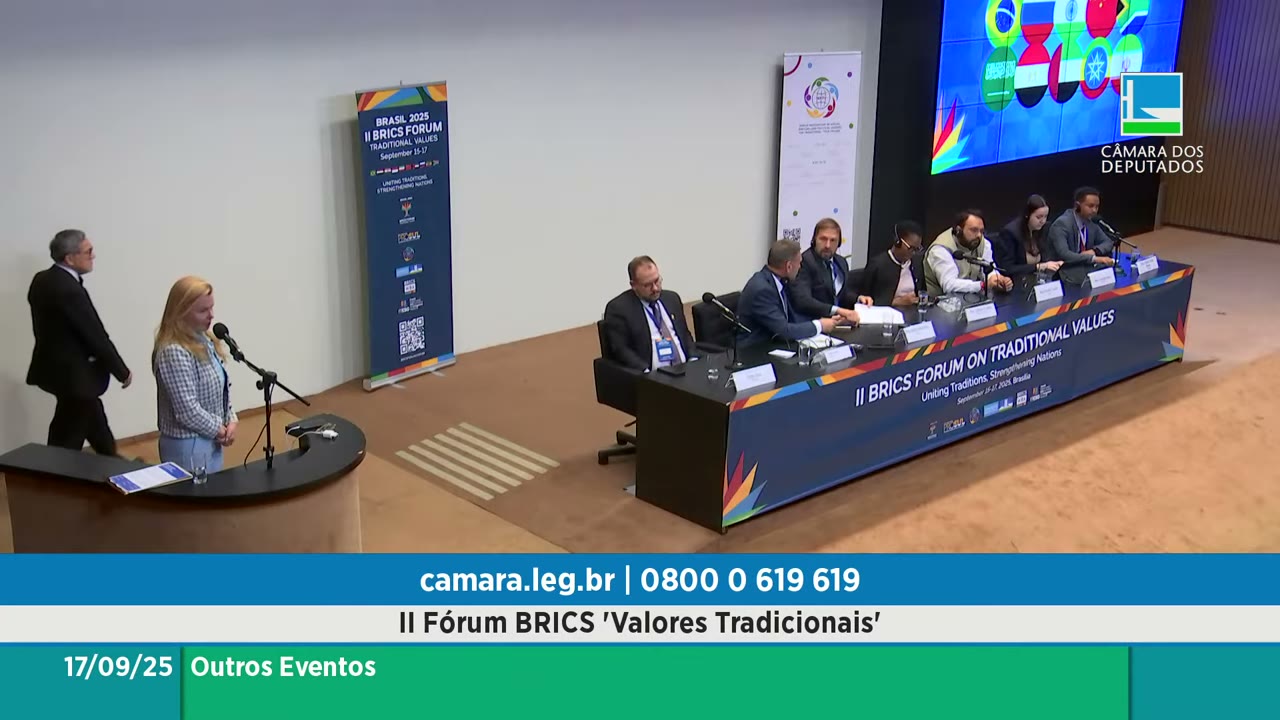 Vídeo do evento em 1:04:11