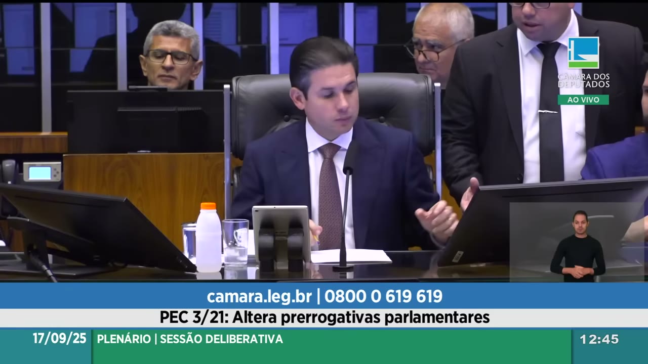 Vídeo do evento em 1:13:30