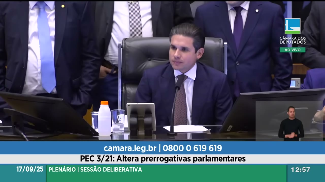 Vídeo do evento em 1:25:24