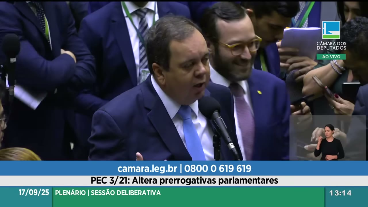 Vídeo do evento em 1:39:54