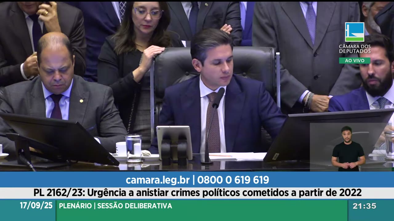Vídeo do evento em 54:00