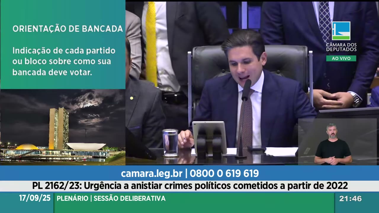 Vídeo do evento em 1:05:04