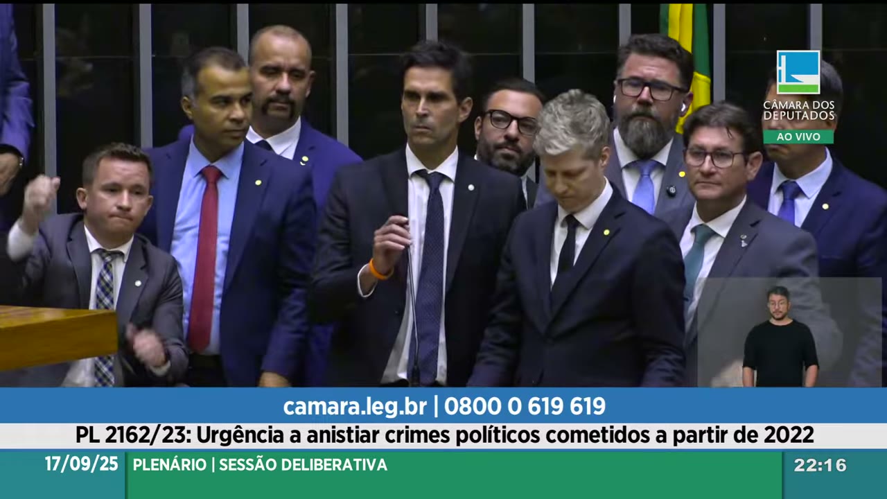 Vídeo do evento em 1:35:02
