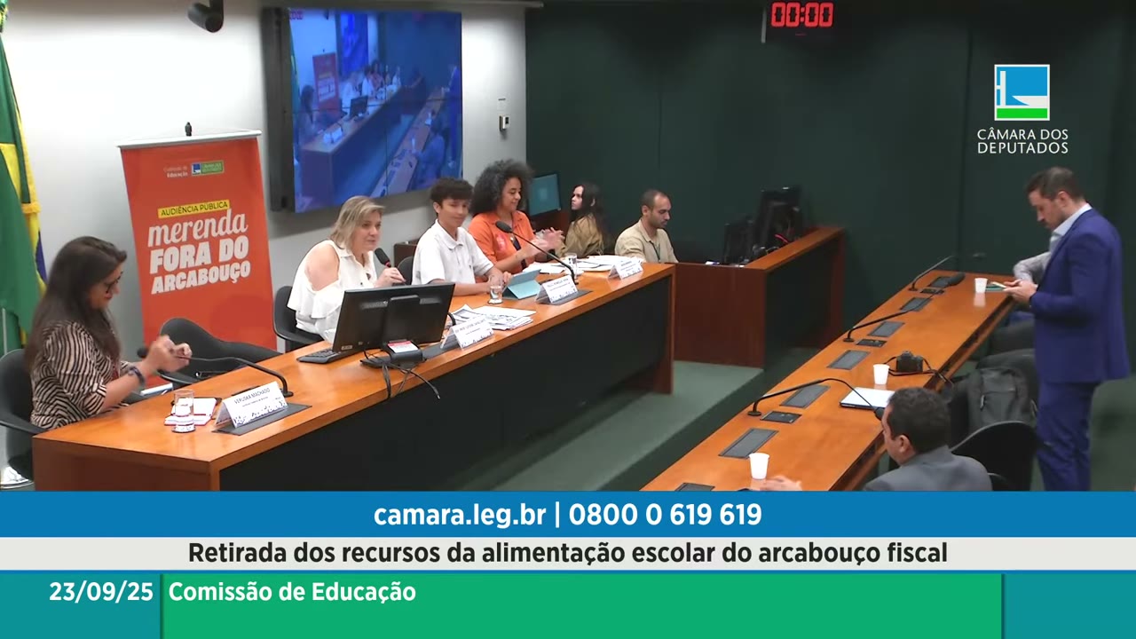 Vídeo do evento em 1:09:00