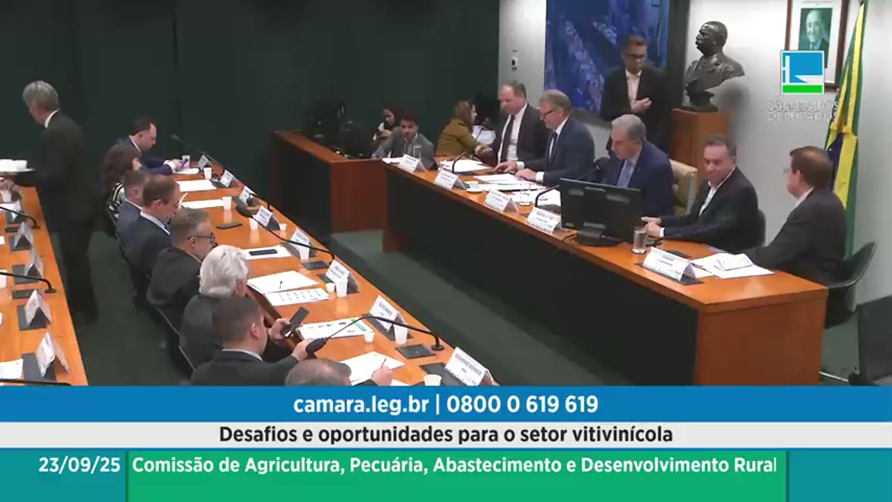 Vídeo do evento em 1:06:37