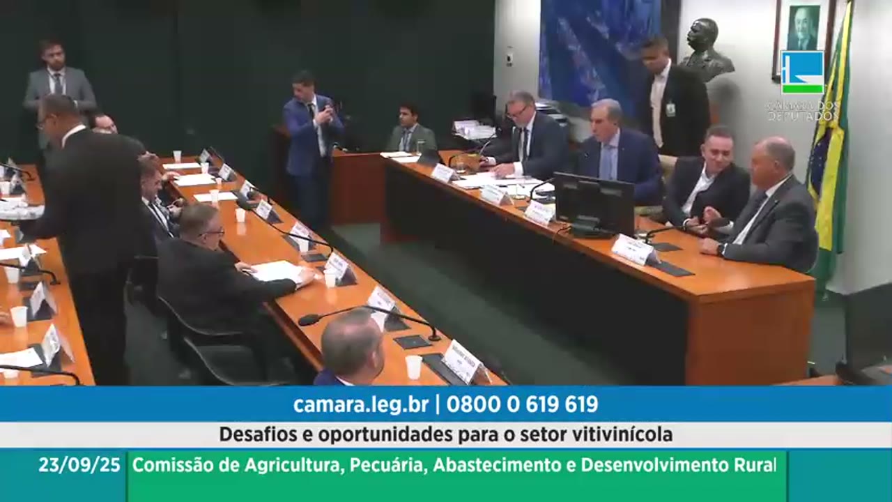 Vídeo do evento em 2:10:42