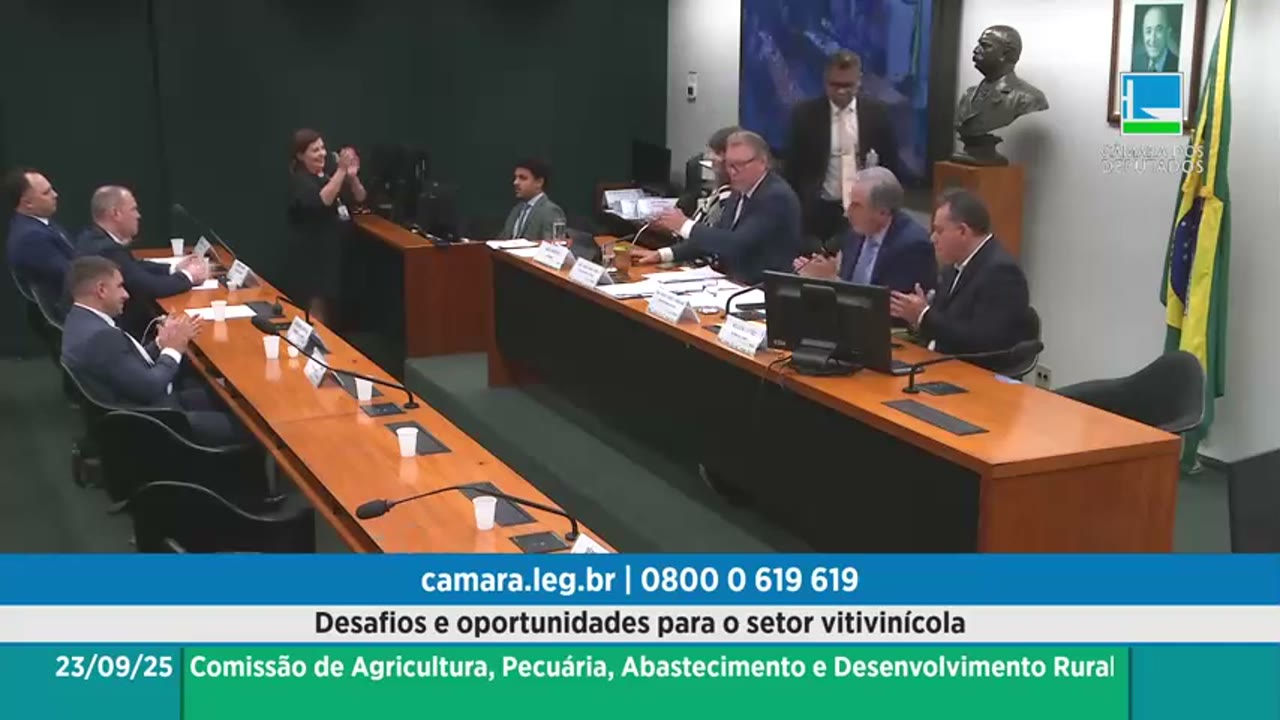 Vídeo do evento em 2:44:17