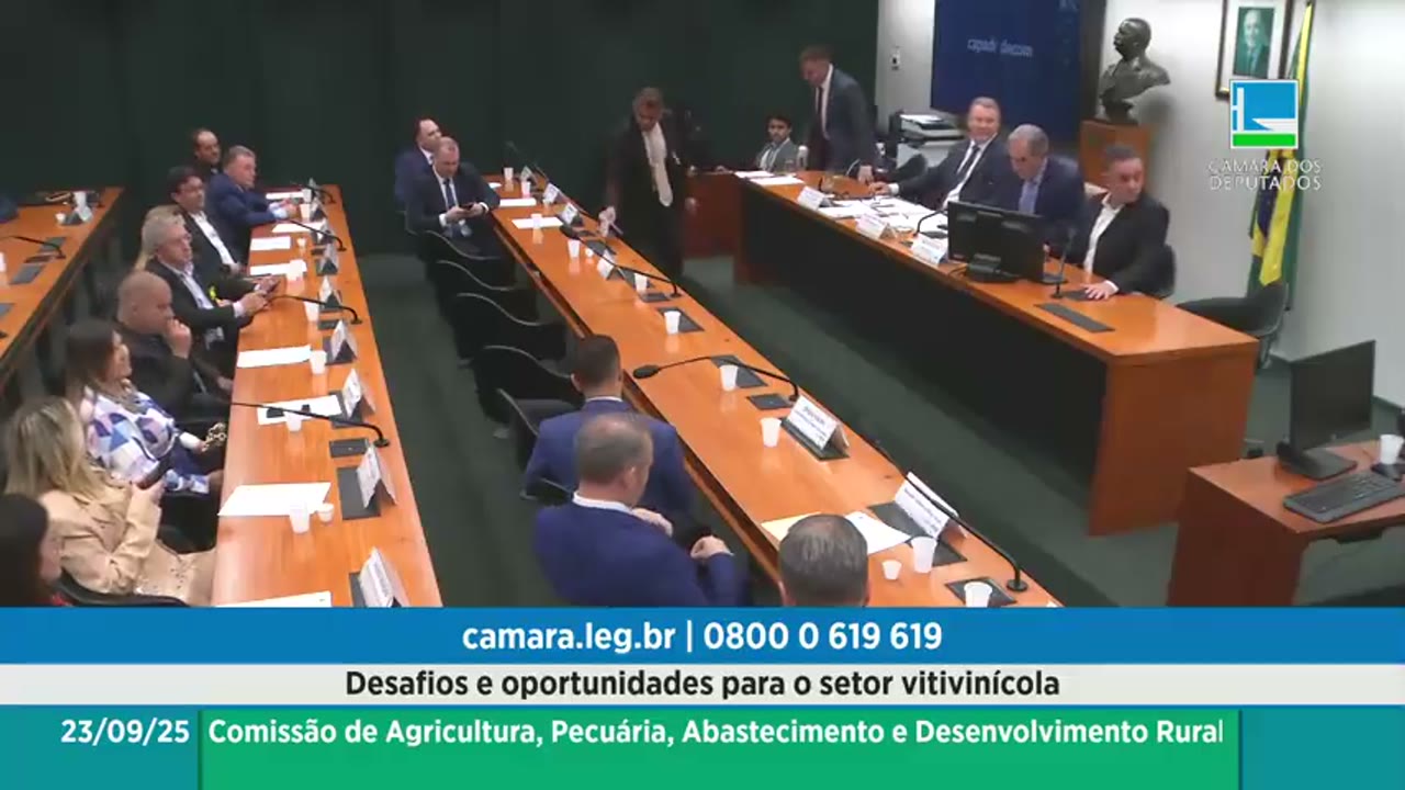 Vídeo do evento em 3:02:37
