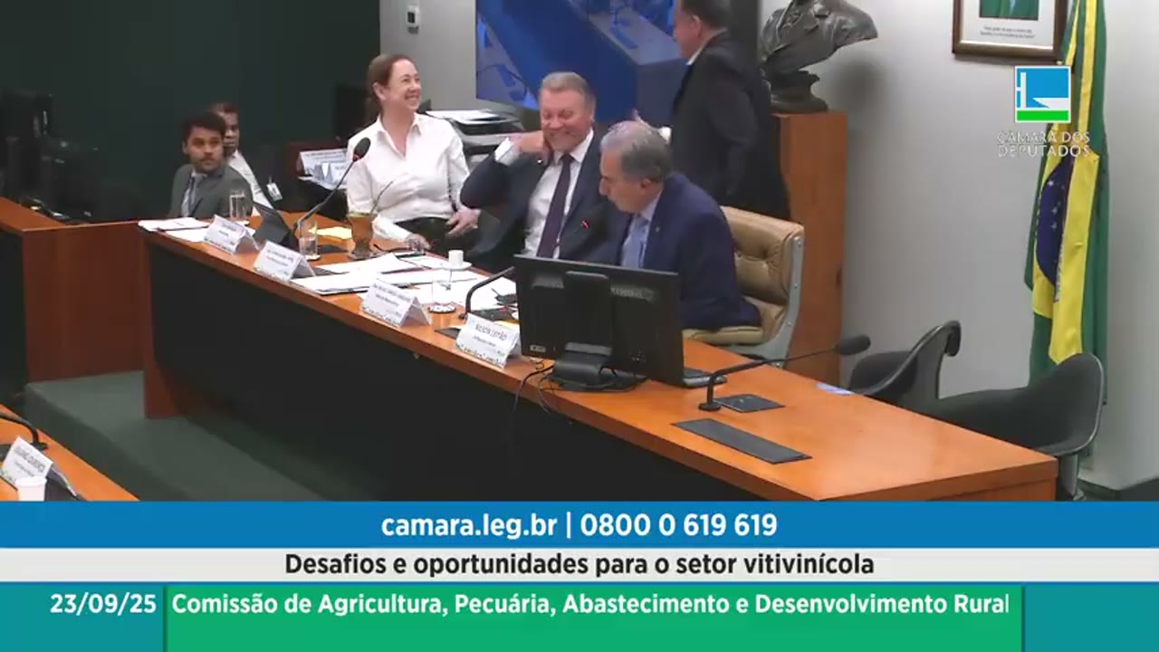 Vídeo do evento em 3:15:55