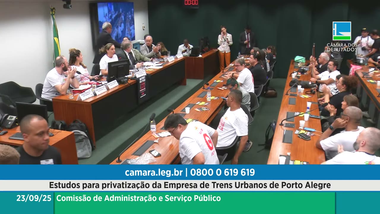 Vídeo do evento em 2:03:44