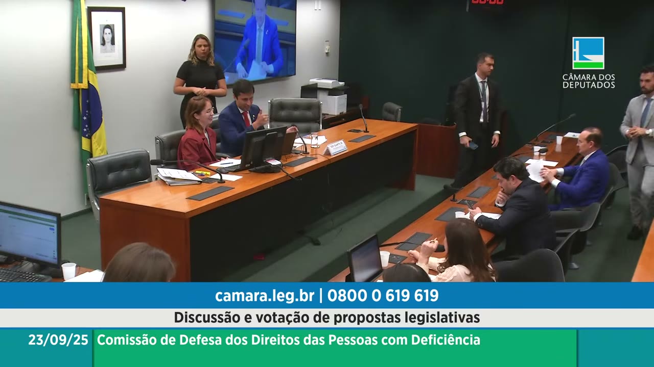 Vídeo do evento em 1:03:26