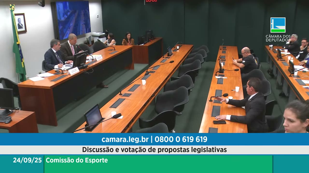 Vídeo do evento em 1:07:44