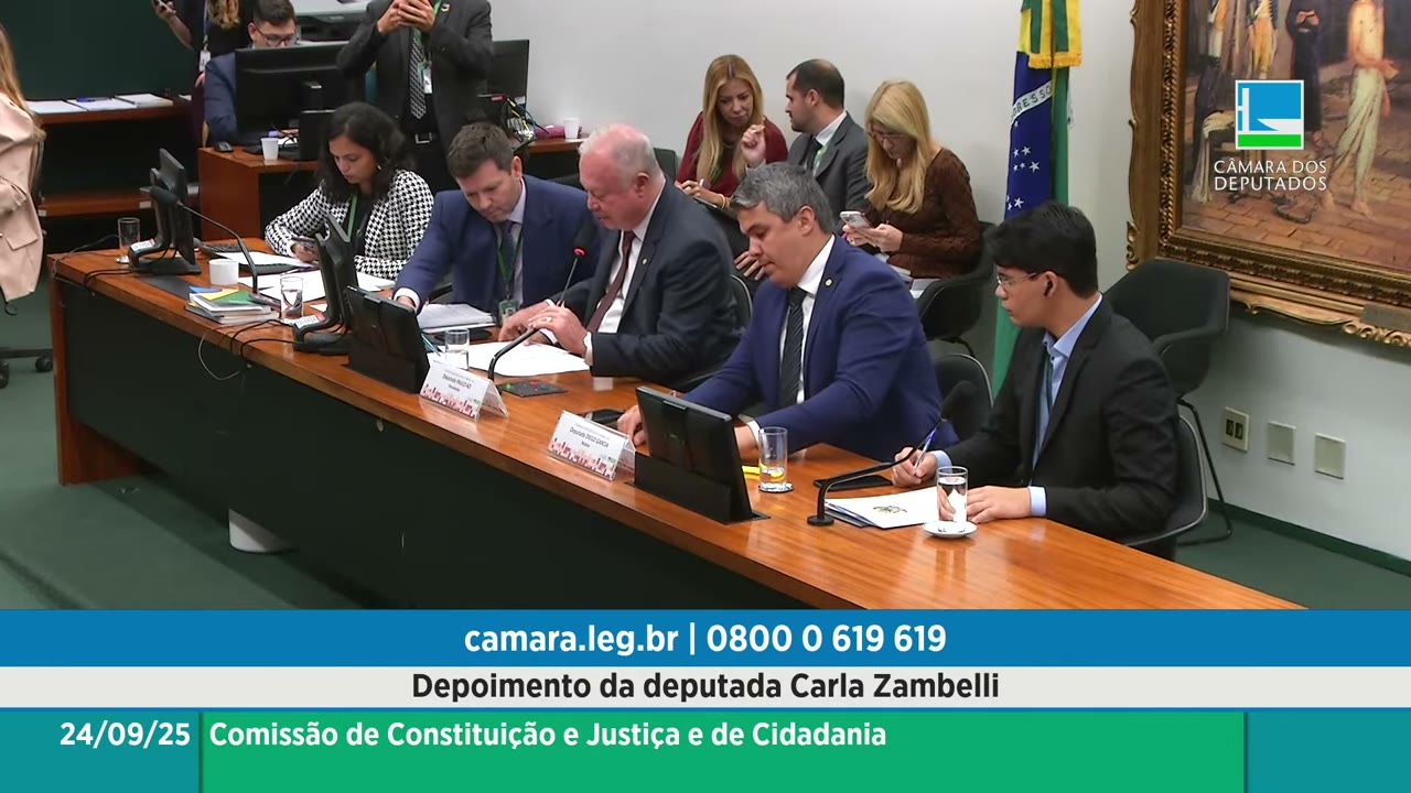 Vídeo do evento em 1:04:53