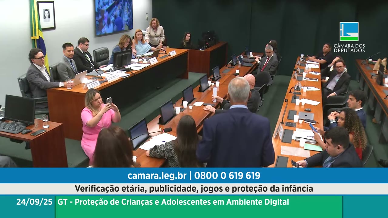 Vídeo do evento em 1:20:07