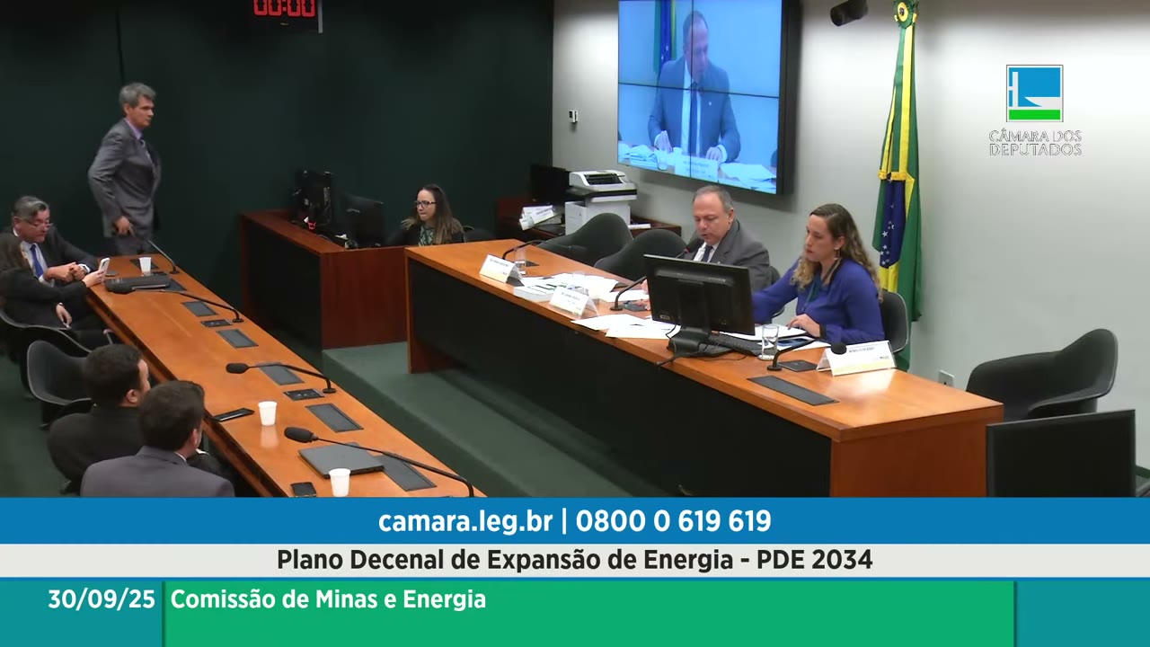 Vídeo do evento em 2:04:16