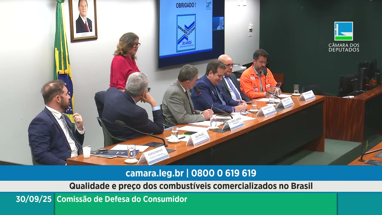 Vídeo do evento em 1:05:34