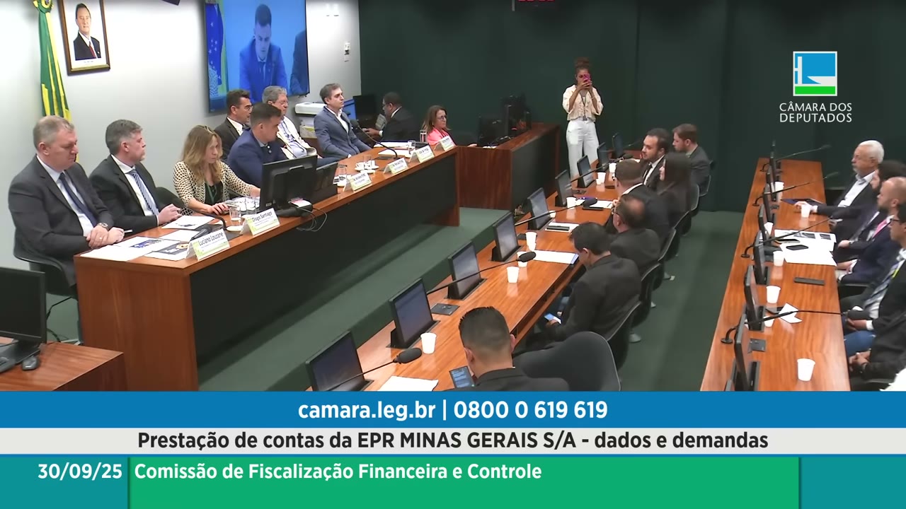 Vídeo do evento em 1:06:17