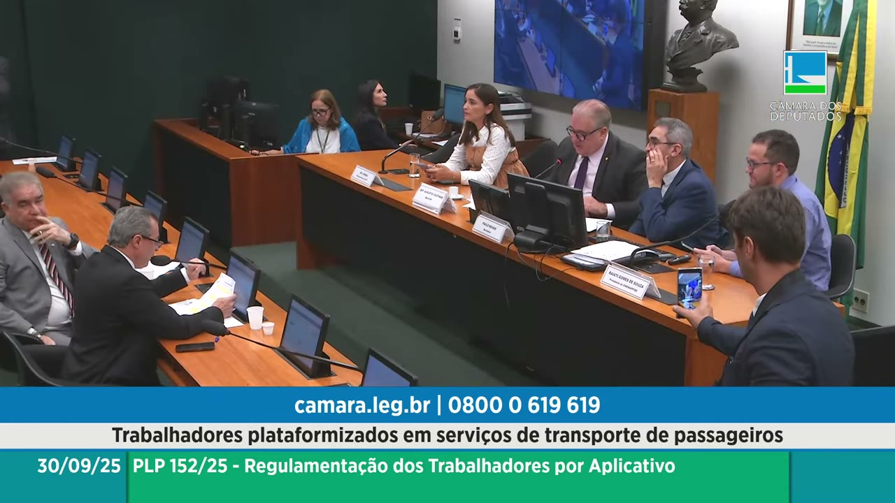 Vídeo do evento em 1:05:29