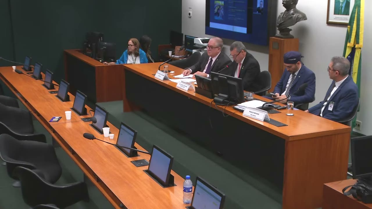 Vídeo do evento em 1:27:00