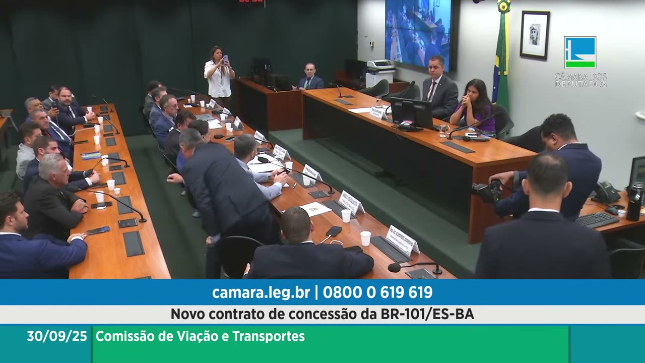 Vídeo do evento em 1:02:39