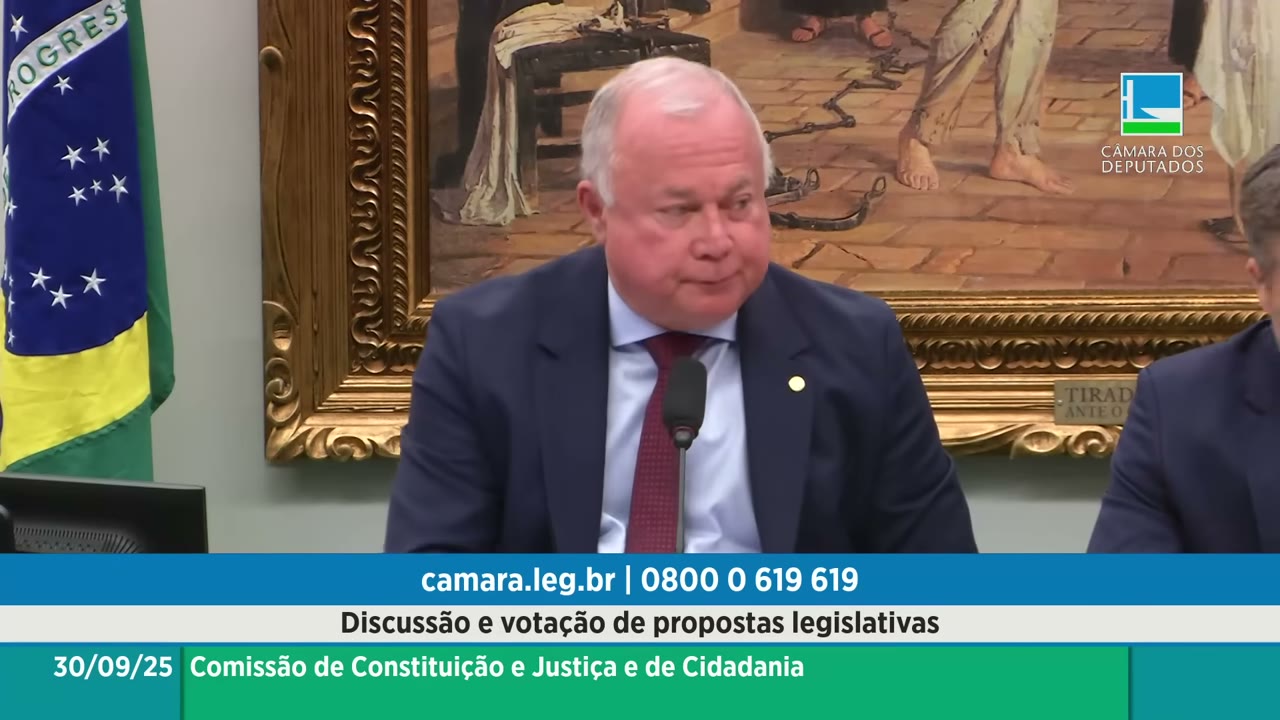 Vídeo do evento em 1:04:43