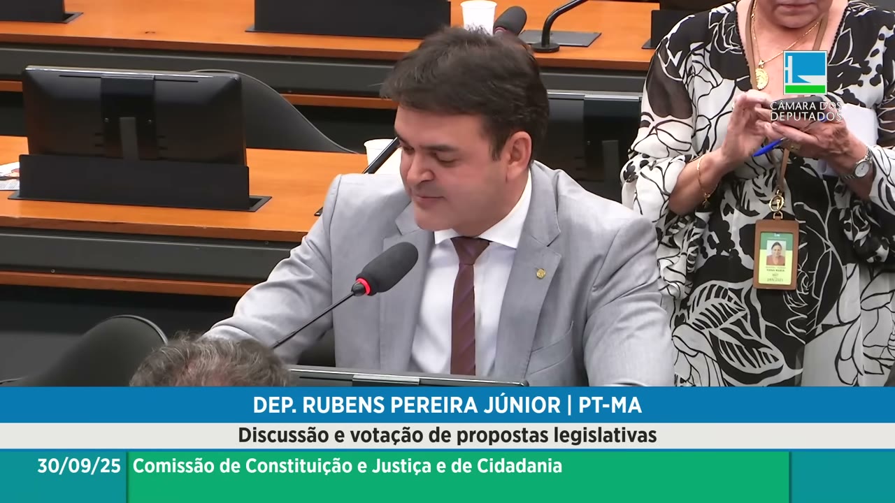 Vídeo do evento em 1:44:42