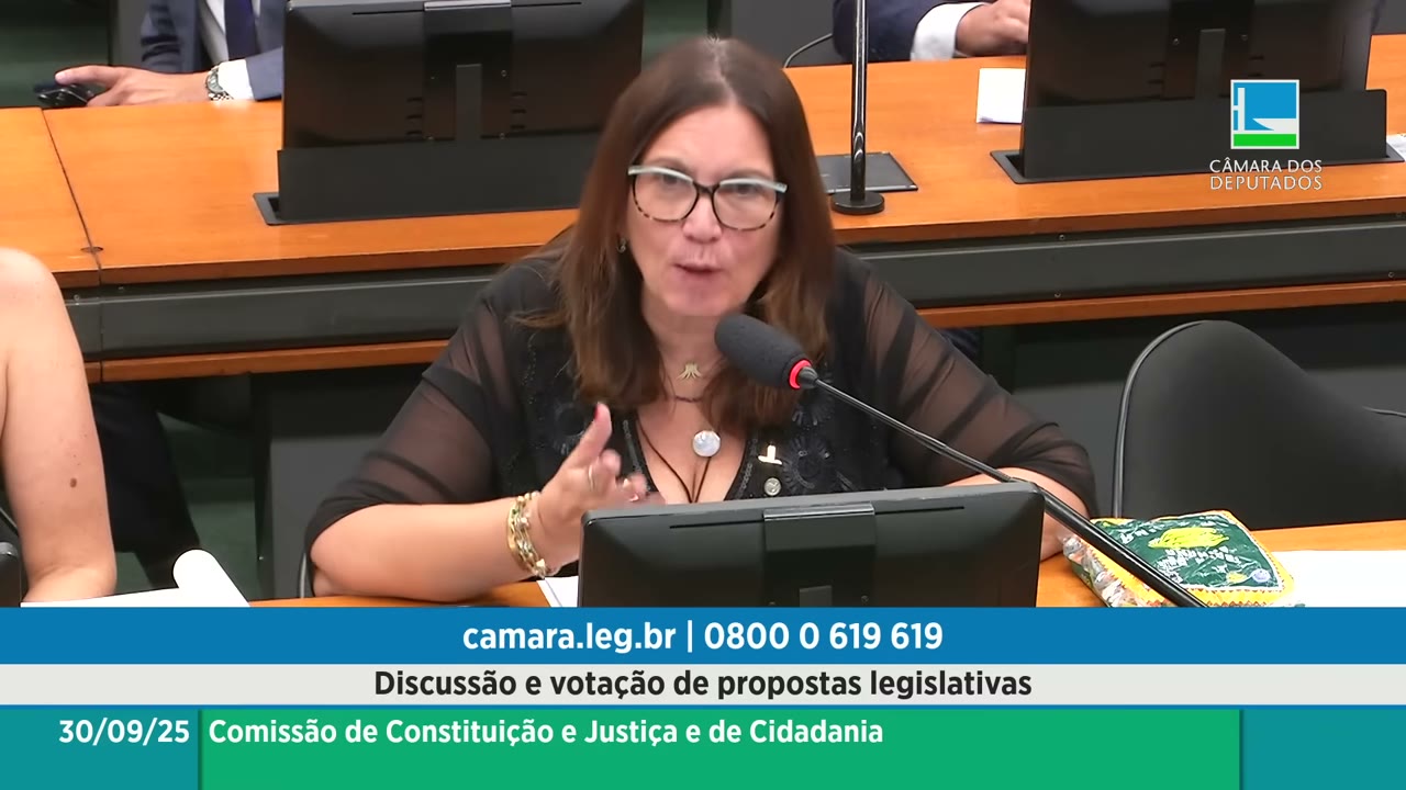 Vídeo do evento em 1:45:07