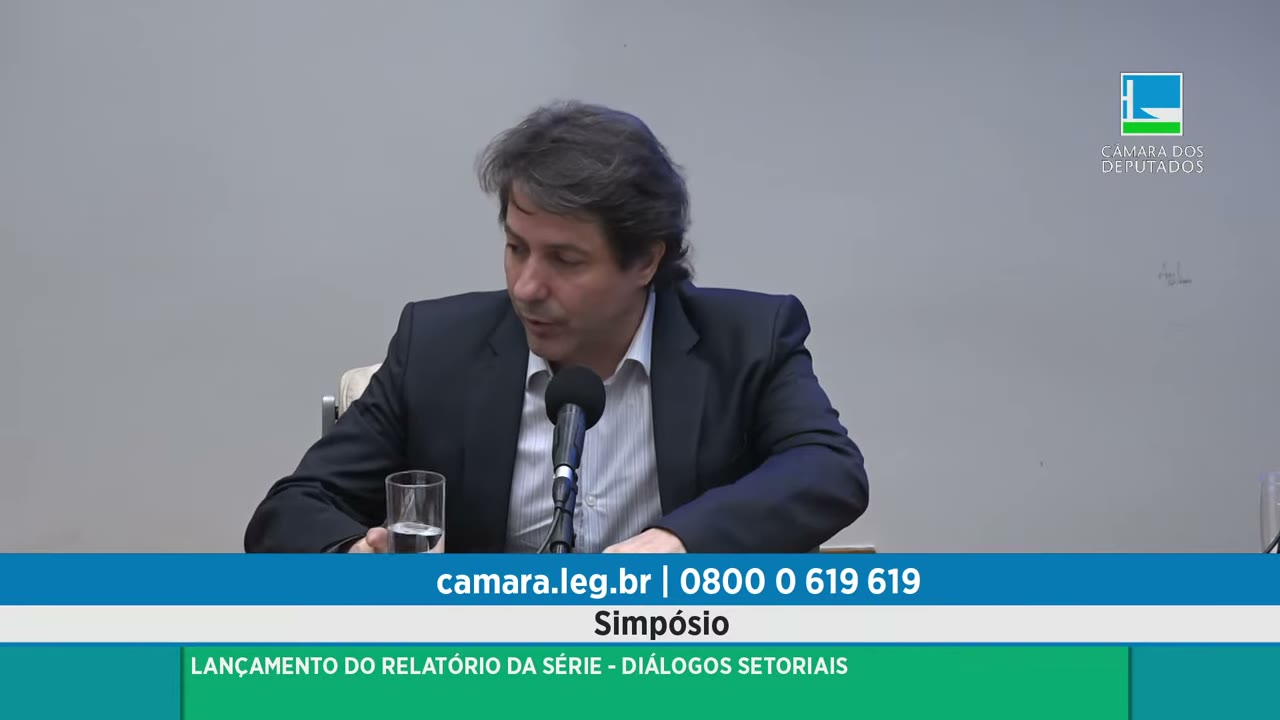 Vídeo do evento em 1:44:15