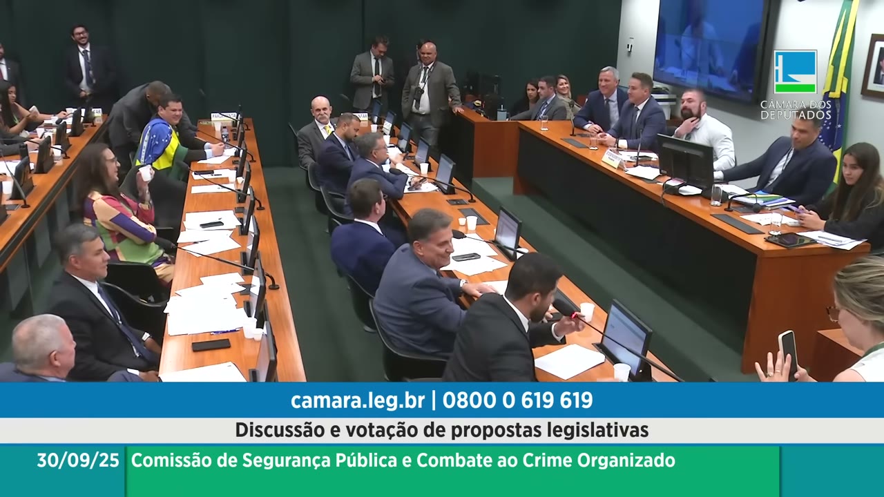 Vídeo do evento em 1:03:15
