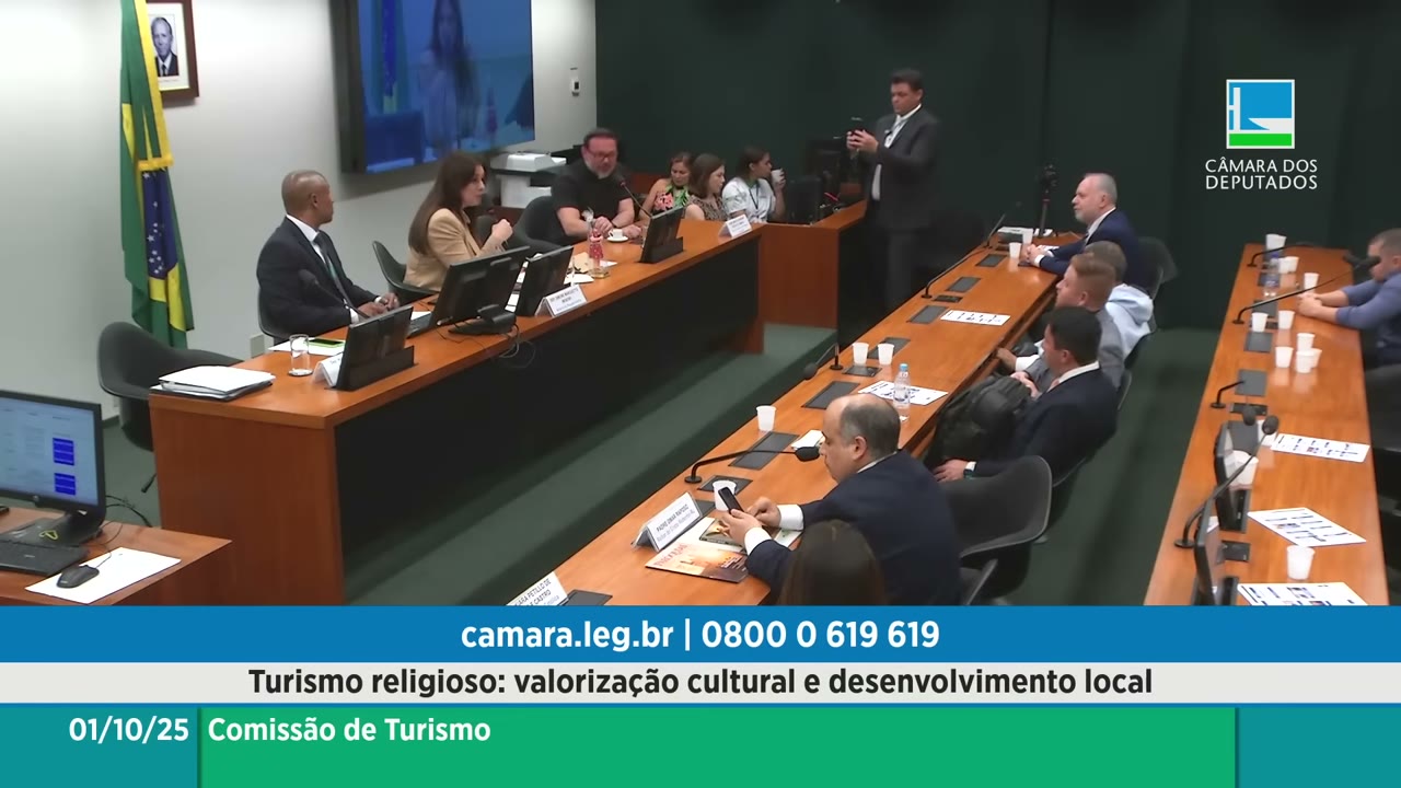 Vídeo do evento em 1:24:13