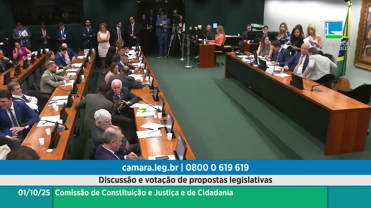 Vídeo do evento em 1:00:16