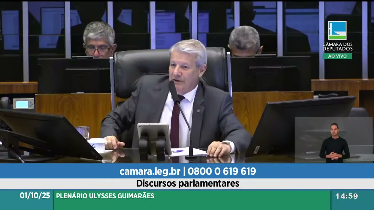 Vídeo do evento em 1:05:03