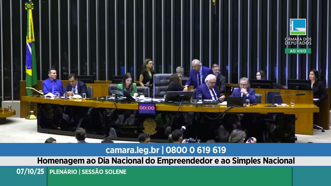 Vídeo do evento em 43:00