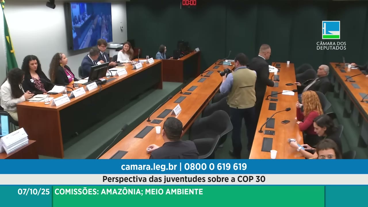Vídeo do evento em 1:19:19
