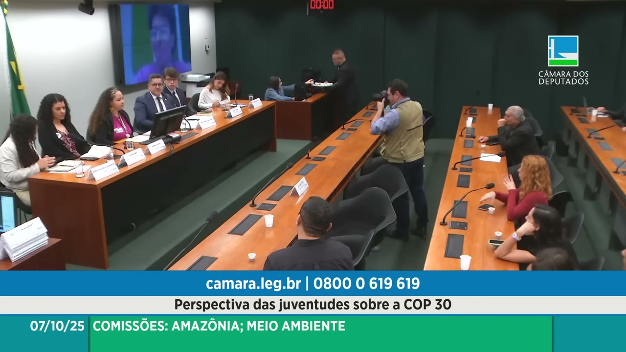 Vídeo do evento em 1:19:44