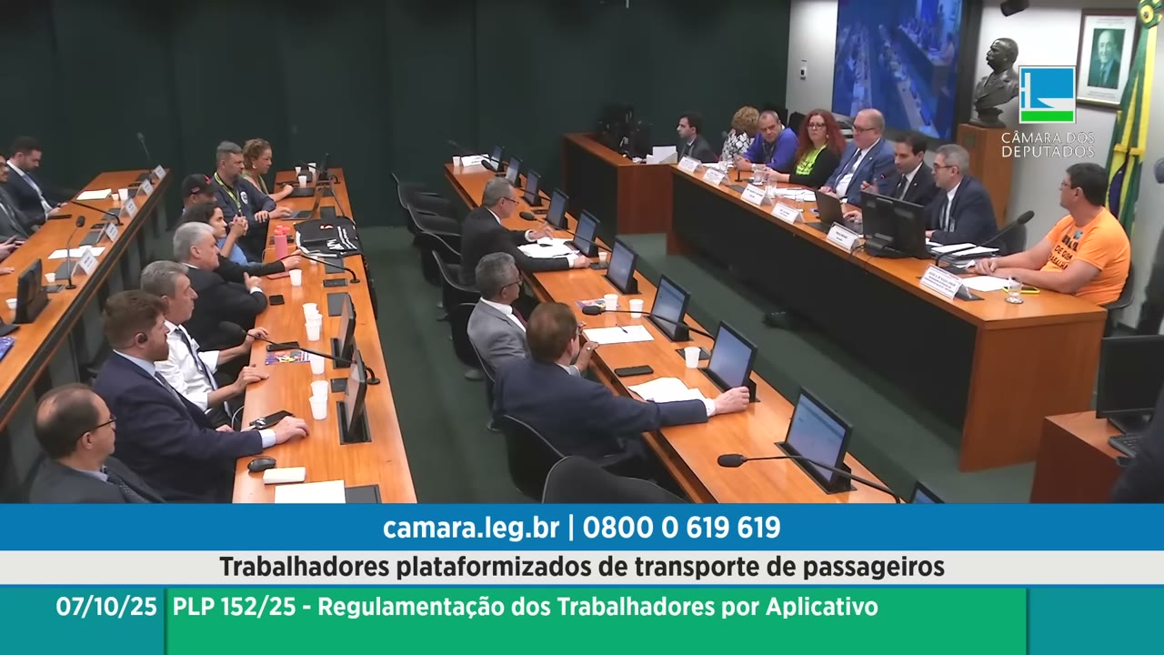 Vídeo do evento em 1:03:22