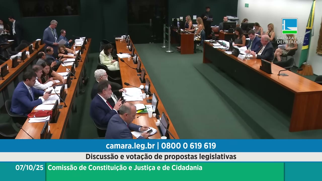 Vídeo do evento em 1:06:15