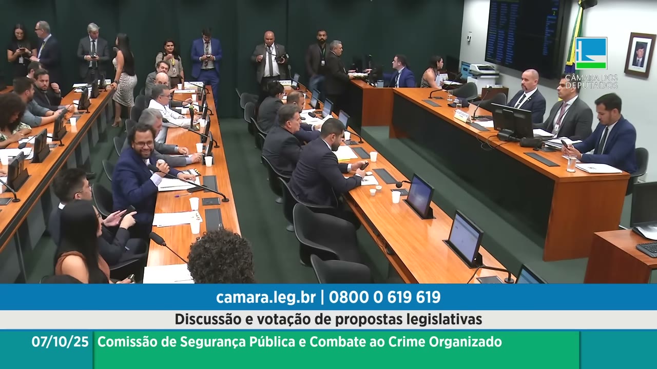 Vídeo do evento em 1:15:39