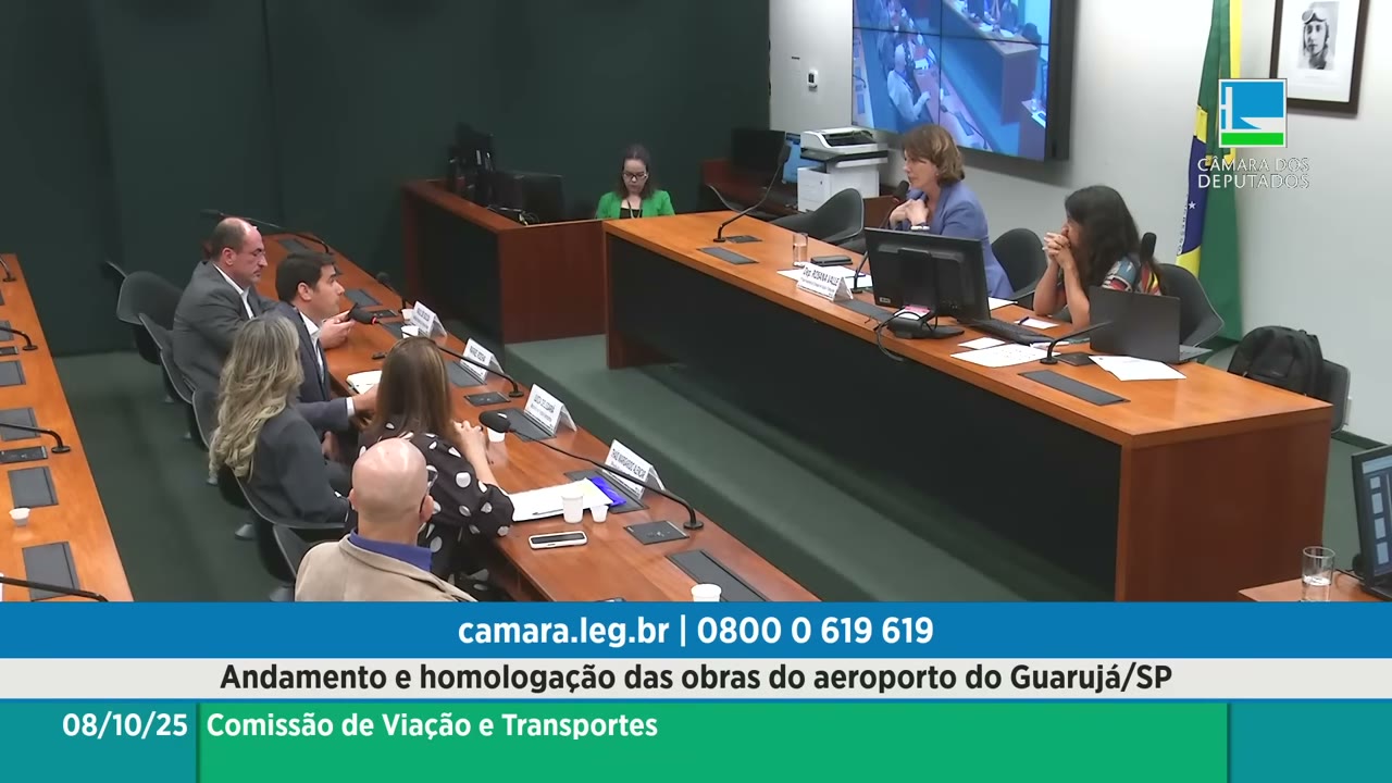 Vídeo do evento em 1:04:44