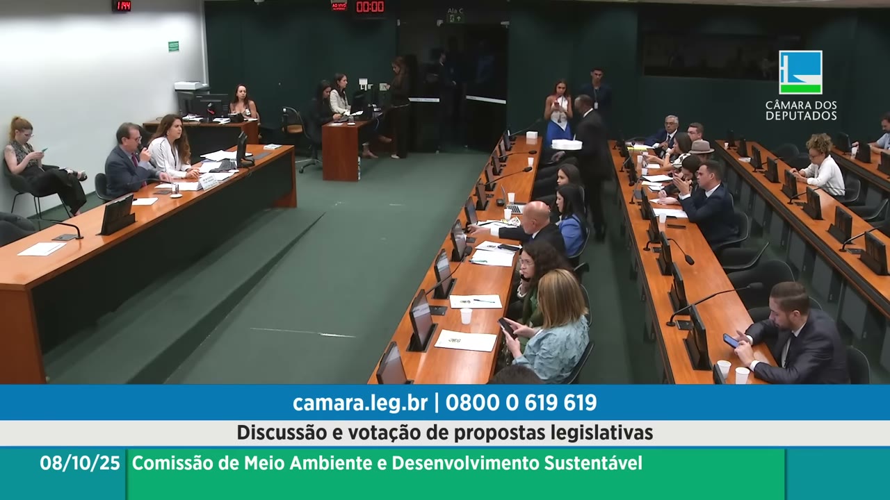 Vídeo do evento em 1:03:00