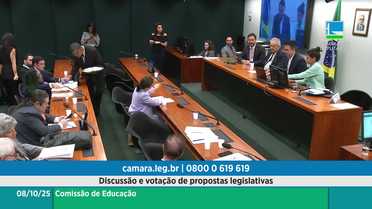 Vídeo do evento em 48:00